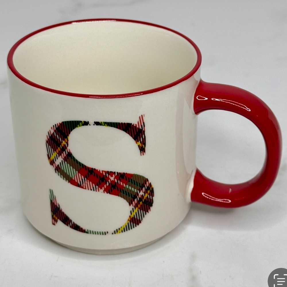 Plaid Alphabet Monogram Mug “S” Red Trim